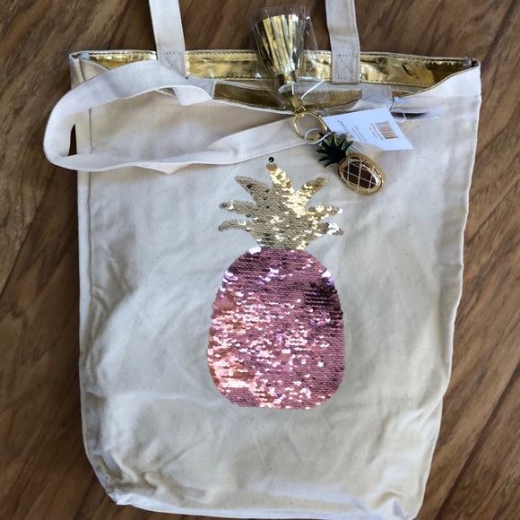 Canvas Pineapple sequins Tote Bag & matching Gold Pineapple Key Chain set. - Picture 6 of 6